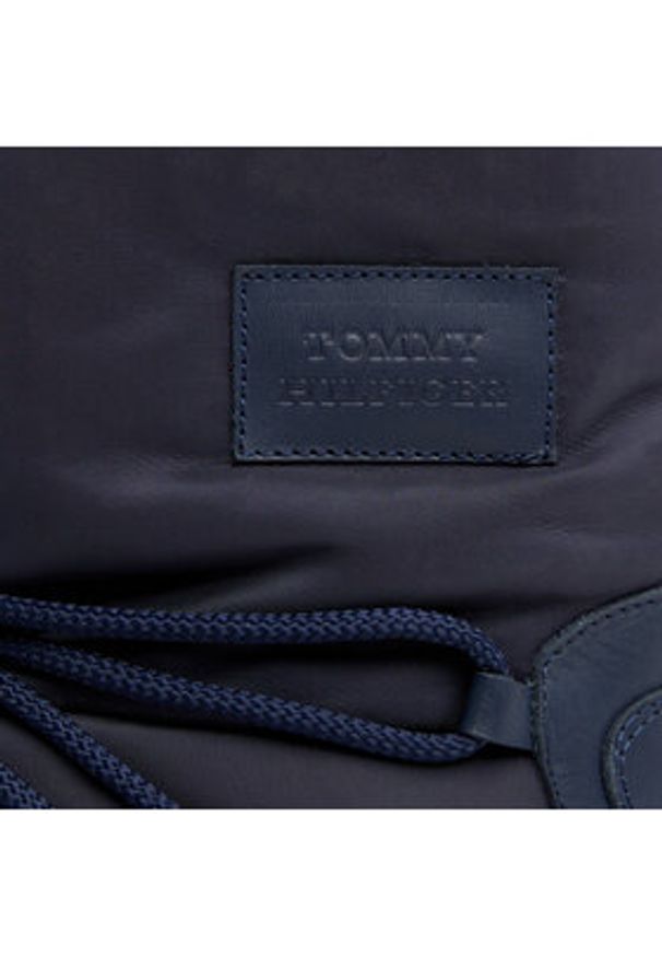 TOMMY HILFIGER - Tommy Hilfiger Śniegowce Tommy Essential Snowboot FW0FW07504 Niebieski. Kolor: niebieski. Materiał: materiał