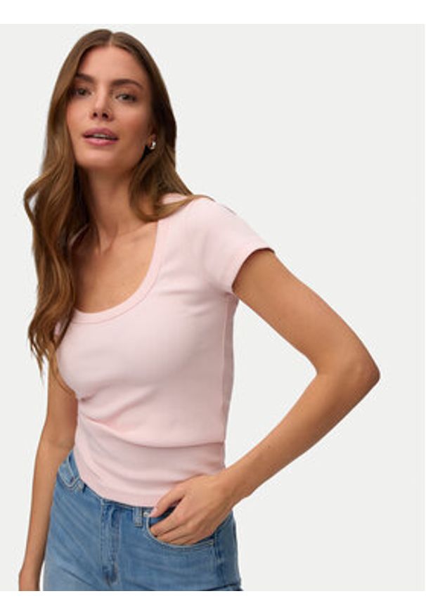 Vero Moda T-Shirt Chloe 10344953 Różowy Regular Fit. Kolor: różowy. Materiał: bawełna