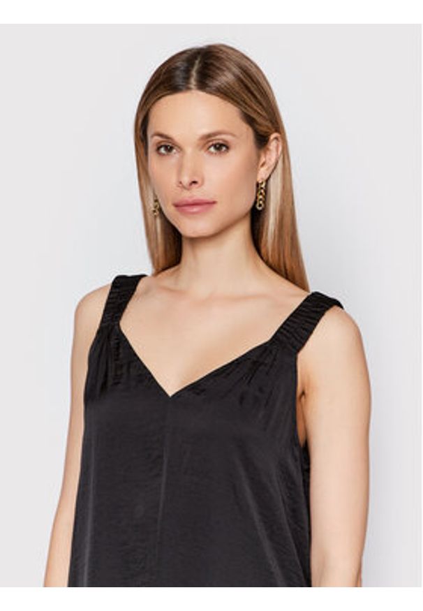 DKNY Sukienka codzienna P2DBTN10 Czarny Regular Fit. Okazja: na co dzień. Kolor: czarny. Materiał: syntetyk. Typ sukienki: proste. Styl: casual