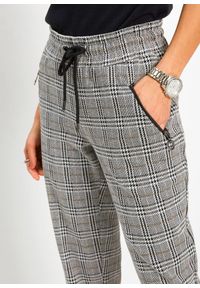 bonprix - Spodnie z gumką w talii w kratę glencheck. Kolor: szary, biały. Styl: klasyczny #2