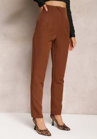 Renee - Ciemnobrązowe Spodnie Cygaretki High Waist Molfi. Okazja: do pracy, na spotkanie biznesowe. Stan: podwyższony. Kolor: brązowy. Materiał: jedwab, tkanina. Wzór: aplikacja, bez wzorów. Styl: elegancki, wizytowy, biznesowy #5