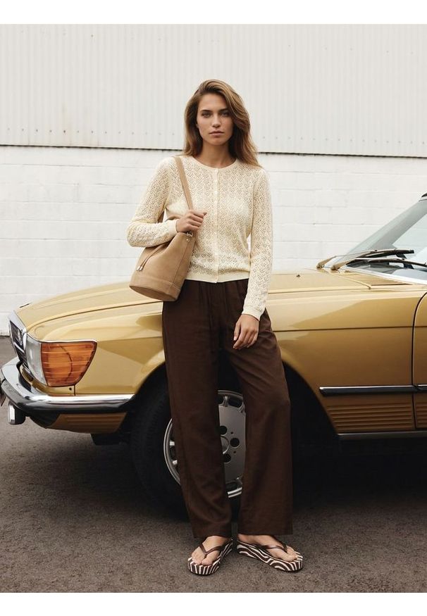 Sinsay - Bawełniany ażurowy kardigan - kremowy. Kolor: kremowy. Materiał: bawełna. Wzór: ażurowy