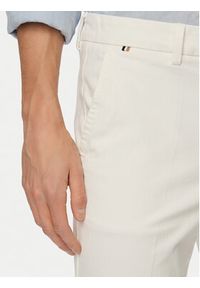 BOSS Chinosy H-Kaiton1 50543312 Biały Slim Fit. Kolor: biały. Materiał: bawełna #4