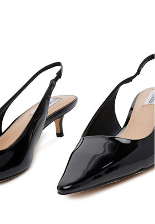Steve Madden Sandały Kari SM11003377 Czarny. Kolor: czarny. Materiał: skóra