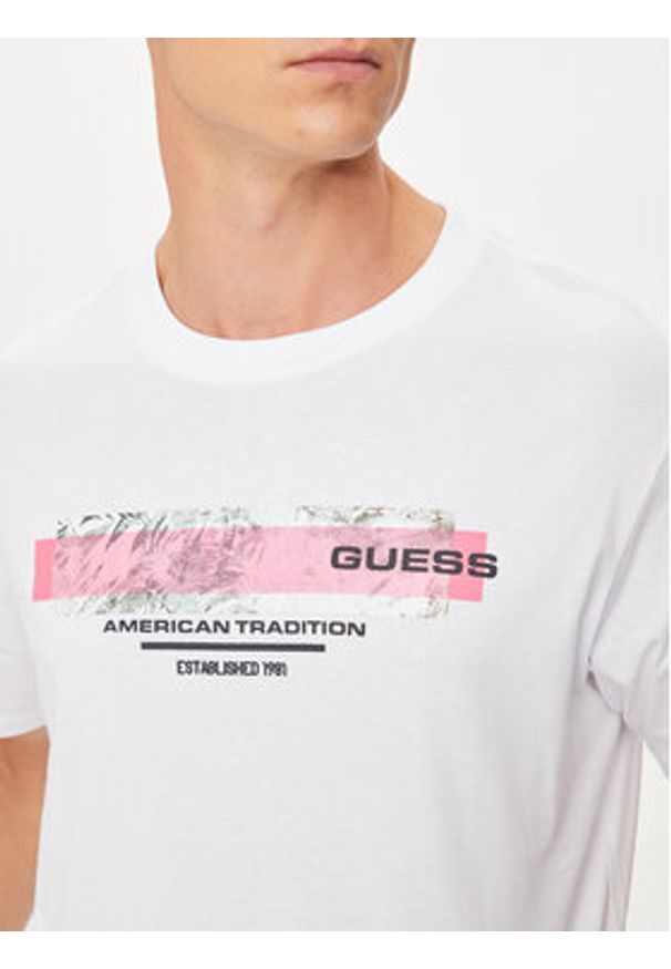Guess T-Shirt M4YI03 I3Z14 Biały Regular Fit. Kolor: biały. Materiał: bawełna