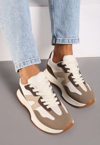 Renee - Brązowe Sneakersy na Płaskiej Podeszwie z Geometryczną Wstawką Sewla. Okazja: na co dzień. Kolor: brązowy. Materiał: jeans. Wzór: geometria. Obcas: na płaskiej podeszwie #6