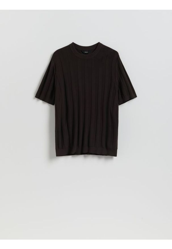 Reserved - Sweter z krótkim rękawem - ciemnobrązowy. Kolor: brązowy. Materiał: dzianina, bawełna. Długość rękawa: krótki rękaw. Długość: krótkie