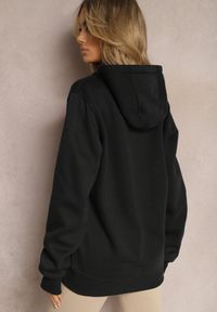 Renee - Czarna Klasyczna Bluza z Kapturem ze Ściągaczem Mozartia. Okazja: na co dzień. Typ kołnierza: kaptur. Kolor: czarny. Materiał: jeans. Styl: klasyczny #5