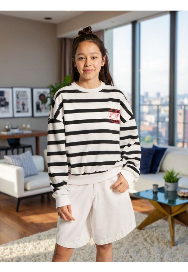 Sinsay - Bluza crewneck w paski - wielobarwny. Wzór: paski