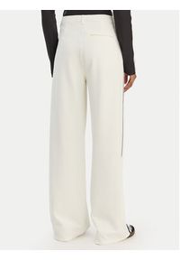 Adidas - adidas Spodnie materiałowe Sport Tailored KC9089 Biały Wide Leg. Kolor: biały. Materiał: syntetyk. Styl: sportowy #2