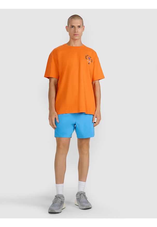 4f - 4F T-shirt oversize z nadrukiem męski - pomarańczowy M. Okazja: na co dzień. Kolor: pomarańczowy. Materiał: jersey, materiał, bawełna. Wzór: nadruk. Styl: sportowy, klasyczny, casual
