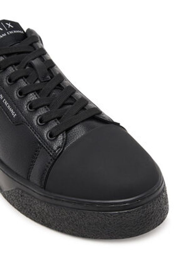 Armani Exchange Sneakersy XM001666 AF19143 UC001 Czarny. Kolor: czarny. Materiał: skóra