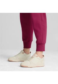 Puma - Damskie sneakersy Rebound v6 Low Coquette PUMA. Kolor: różowy, biały, wielokolorowy. Sport: turystyka piesza
