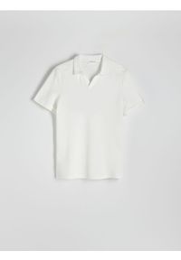 Reserved - Koszulka polo regular fit - biały. Typ kołnierza: polo. Kolor: biały. Materiał: bawełna, dzianina