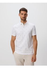 Reserved - Koszulka polo regular fit - biały. Typ kołnierza: polo. Kolor: biały. Materiał: bawełna