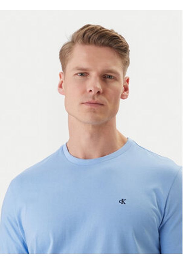 Calvin Klein Jeans T-Shirt LV04RD254G Niebieski Regular Fit. Kolor: niebieski. Materiał: bawełna