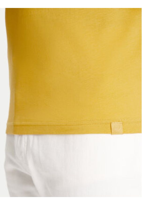 United Colors of Benetton - United Colors Of Benetton T-Shirt 3U53J1F15 Żółty Regular Fit. Kolor: żółty. Materiał: bawełna