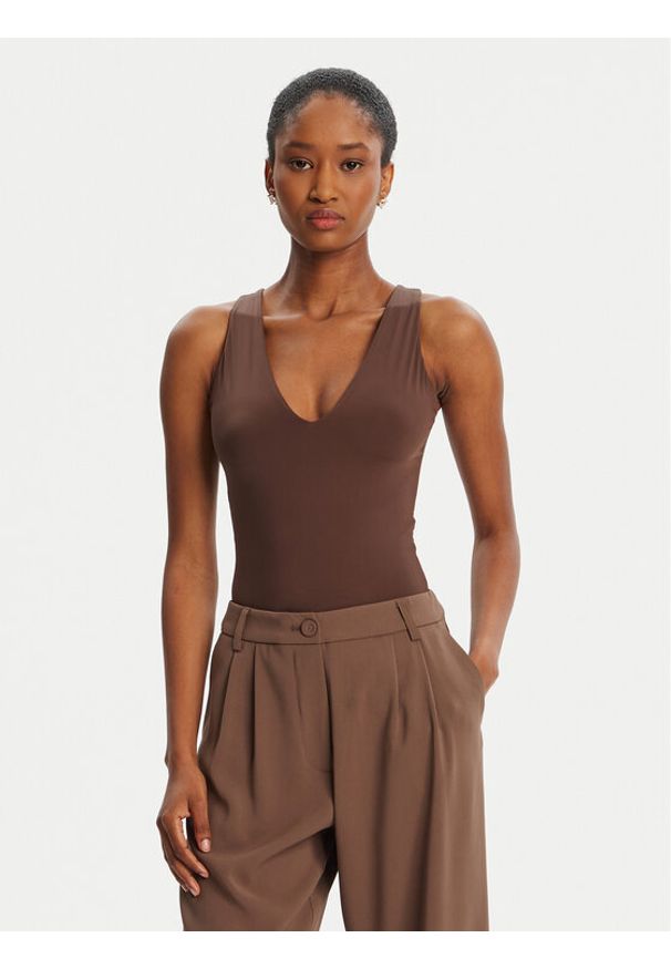 BARDOT - Bardot Body Fina Low Cut 60038TB Brązowy Slim Fit. Kolor: brązowy. Materiał: syntetyk