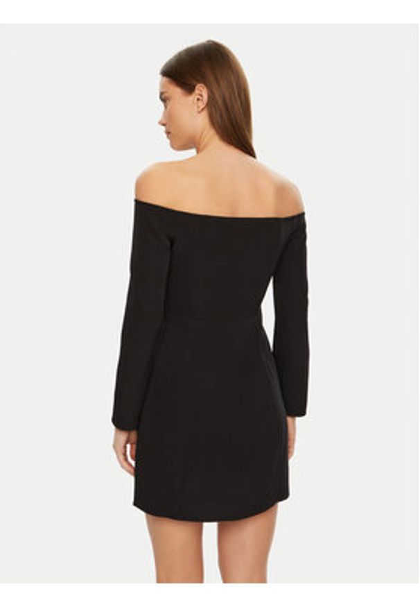 Calvin Klein Jeans Sukienka codzienna J20J225020 Czarny Slim Fit. Okazja: na co dzień. Kolor: czarny. Materiał: syntetyk. Typ sukienki: proste. Styl: casual