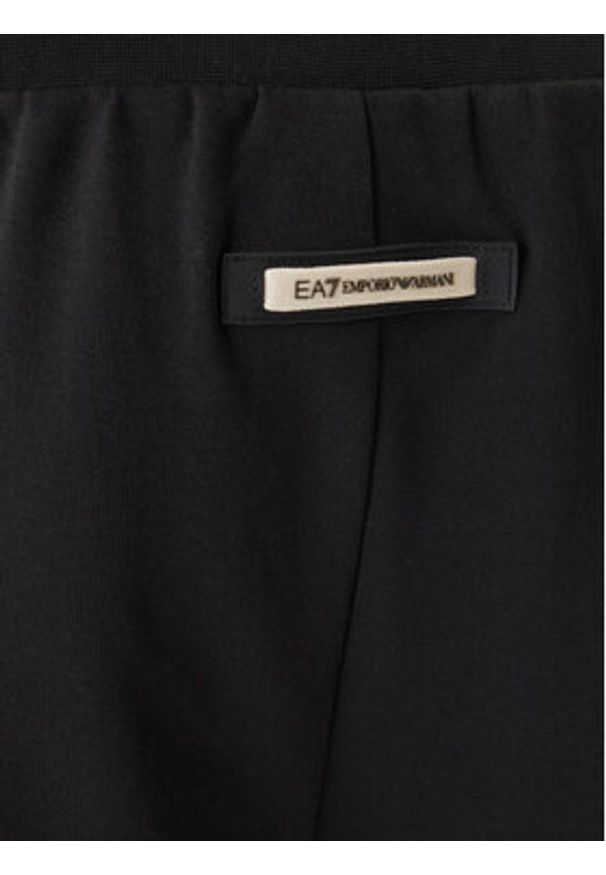 EA7 Emporio Armani Spodnie dresowe 7M001482 AF12660 UC001 Czarny Regular Fit. Kolor: czarny. Materiał: syntetyk, bawełna