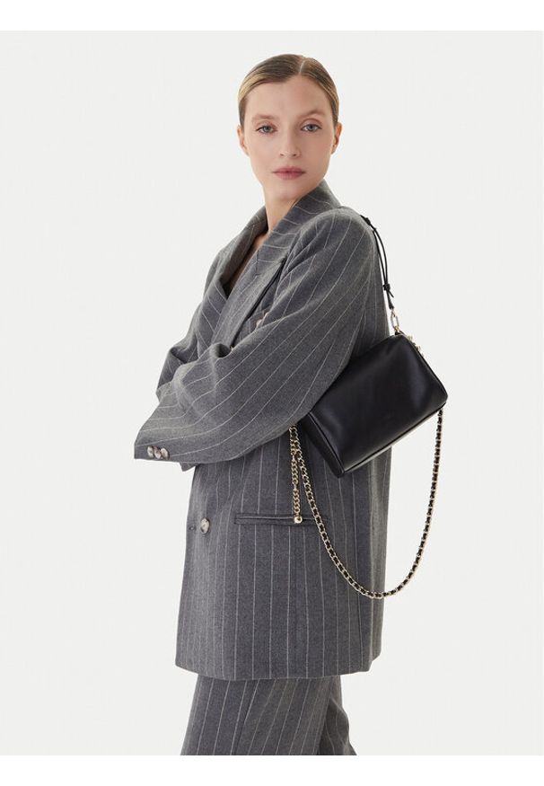 Furla Torebka WE00793 BX2269 CN O6000 Czarny. Kolor: czarny. Materiał: skórzane