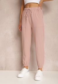 Renee - Ciemnoróżowe Spodnie Callehe. Kolor: różowy. Materiał: tkanina. Wzór: jednolity, gładki #3