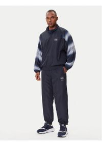 EA7 Emporio Armani Dres 7M000841 AF12872 UB102 Granatowy Regular Fit. Kolor: niebieski. Materiał: syntetyk