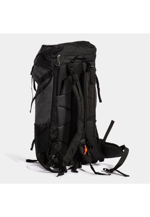 Plecak trekkingowy Joma Explorer 55 l. Kolor: czarny. Styl: sportowy