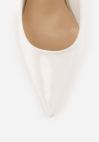 Born2be - Białe Wsuwane Szpilki z Noskiem w Szpic Eritria. Nosek buta: szpiczasty. Zapięcie: bez zapięcia. Kolor: biały. Obcas: na szpilce. Styl: elegancki, klasyczny #5