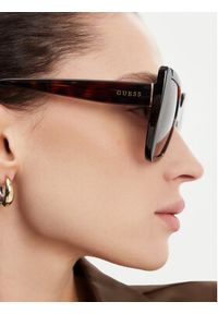 Guess Okulary przeciwsłoneczne GU00154 Brązowy. Kolor: brązowy