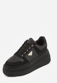 Born2be - Czarne Sneakersy VICES na Grubej Podeszwie z Tłoczeniami Zdobione Aplikacją Cezara. Okazja: na co dzień, do pracy. Kolor: czarny. Materiał: jeans. Wzór: aplikacja #4