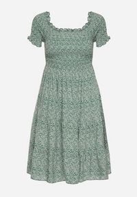 Born2be - Zielona Bawełniana Sukienka Typu Hiszpanka z Górą Marszczoną Gumkami z Falbanką Herira. Okazja: na spacer, na co dzień. Typ kołnierza: dekolt hiszpanka. Kolor: zielony. Materiał: bawełna. Długość rękawa: krótki rękaw. Typ sukienki: proste, dopasowane. Styl: casual, klasyczny #3