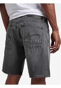 G-Star RAW - G-Star Raw Szorty jeansowe D20776-D291-C778 Szary Regular Fit. Kolor: szary. Materiał: bawełna, jeans