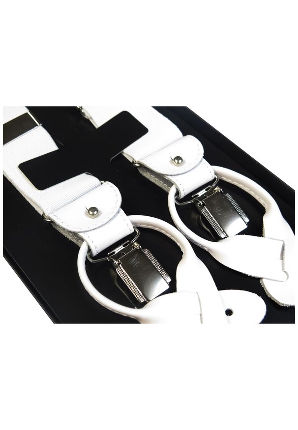 Modini - Białe szelki do spodni na guziki z białymi skórkami G3. Kolor: biały. Materiał: skóra, guma