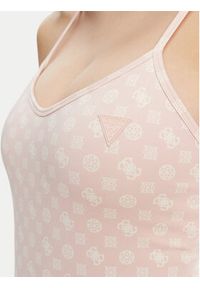 Guess Top V5YP11 MC03W Różowy Slim Fit. Kolor: różowy. Materiał: syntetyk