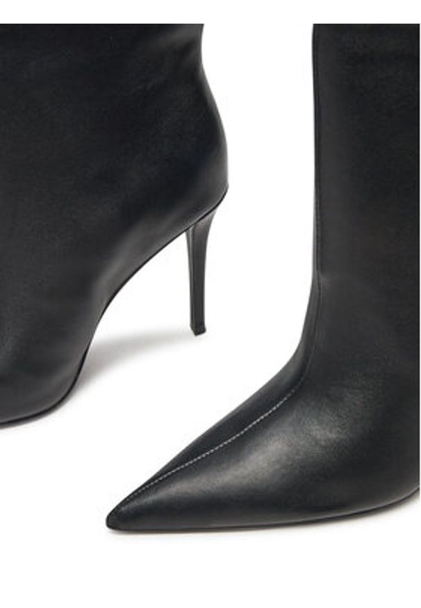 Steve Madden Botki Sentinel SM11003451 Czarny. Kolor: czarny. Materiał: skóra
