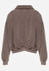 Born2be - Beżowa Bawełniana Bluza Bomberka o Kroju Oversize z Kołnierzem Viminala. Okazja: na co dzień. Kolor: beżowy. Materiał: bawełna. Styl: casual #4