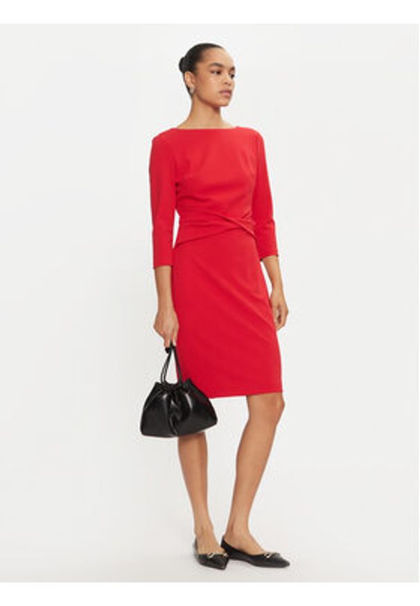 Calvin Klein Sukienka koktajlowa K20K207470 Czerwony Slim Fit. Kolor: czerwony. Materiał: syntetyk. Styl: wizytowy