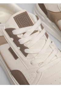 Big-Star - Sneakersy damskie beżowe OO274A151 801. Okazja: na co dzień, na spacer. Nosek buta: okrągły. Kolor: beżowy. Materiał: skóra ekologiczna. Sport: turystyka piesza #5
