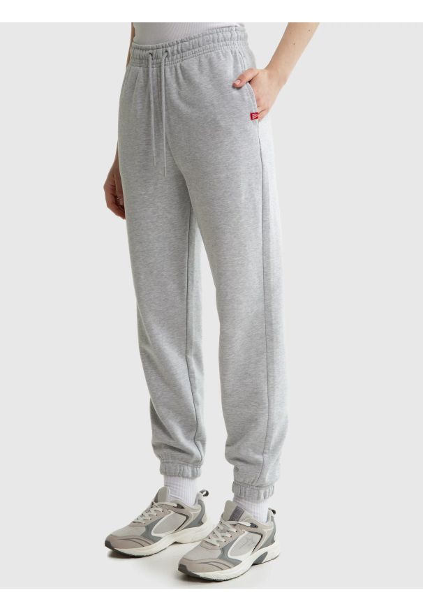 Big-Star - Spodnie damskie dresowe szare Yeva 901. Kolor: szary. Materiał: dresówka