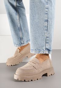 Renee - Ciemnobeżowe Wsuwane Mokasyny Vices na Platformie Dionela. Okazja: na spotkanie biznesowe, na spacer. Zapięcie: bez zapięcia. Kolor: beżowy. Materiał: jeans. Sezon: wiosna, jesień. Obcas: na platformie. Styl: biznesowy, elegancki #4