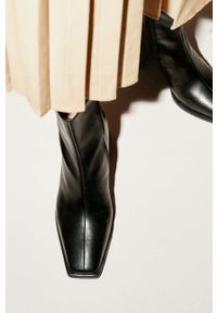 Vagabond Shoemakers - Botki skórzane Hedda. Kolor: czarny. Materiał: materiał. Obcas: na obcasie. Wysokość obcasa: średni #6