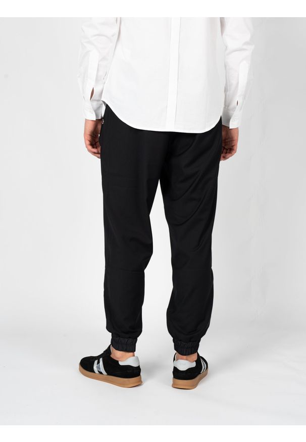 Les Hommes Spodnie "Comfy" | LBP1008305U | Mężczyzna | Czarny. Okazja: na co dzień. Kolor: czarny. Materiał: elastan, poliester, wełna. Styl: sportowy, elegancki, casual