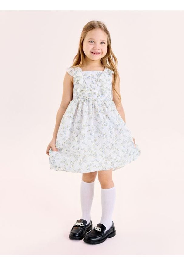 Sinsay - Szyfonowa sukienka w kwiaty z falbanami - biały. Kolor: biały. Materiał: szyfon. Wzór: kwiaty