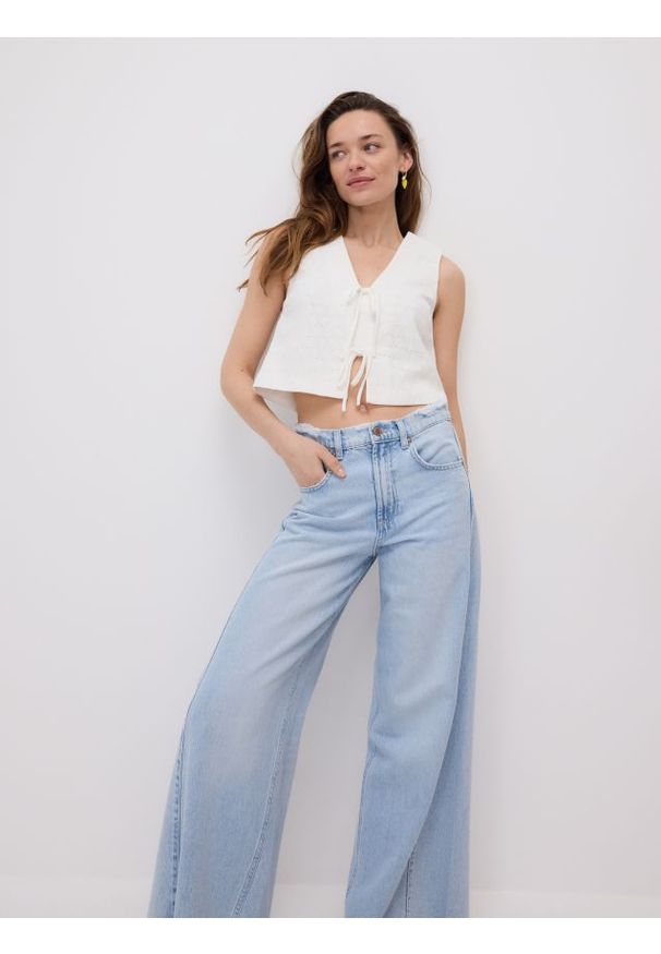 Reserved - Jeansy wide leg z przeszyciami - niebieski. Kolor: niebieski