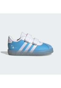 Adidas - Buty dla dzieci adidas Disney Cinderella VL Court 3.0. Kolor: różowy, niebieski, wielokolorowy, biały. Wzór: motyw z bajki. Sport: turystyka piesza