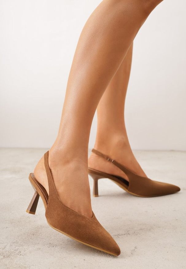 Renee - Brązowe Czółenka VICES Typu Slingback na Geometrycznej Szpilce Aziressa. Kolor: brązowy. Wzór: geometria. Obcas: na obcasie. Styl: elegancki. Wysokość obcasa: średni