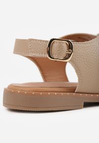 Born2be - Beżowe Sandały ze Skóry Naturalnej z Ażurowym Wzorem Elrinelin. Okazja: na co dzień, do pracy, na spotkanie biznesowe. Zapięcie: sprzączka. Kolor: beżowy. Materiał: skóra. Wzór: ażurowy. Styl: klasyczny, casual, biznesowy, elegancki #3