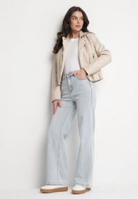 Born2be - Jasnoniebieskie Casualowe Jeansy o Szerokim Kroju z Wysokim Stanem Sesariela. Okazja: na co dzień. Stan: podwyższony. Kolor: niebieski. Długość: długie. Styl: casual #3