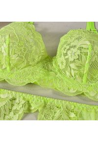 Intica - Komplet koronkowej bielizny z fiszbinami na specjalne okazje Karima. Kolor: zielony. Materiał: koronka. Wzór: koronka #4